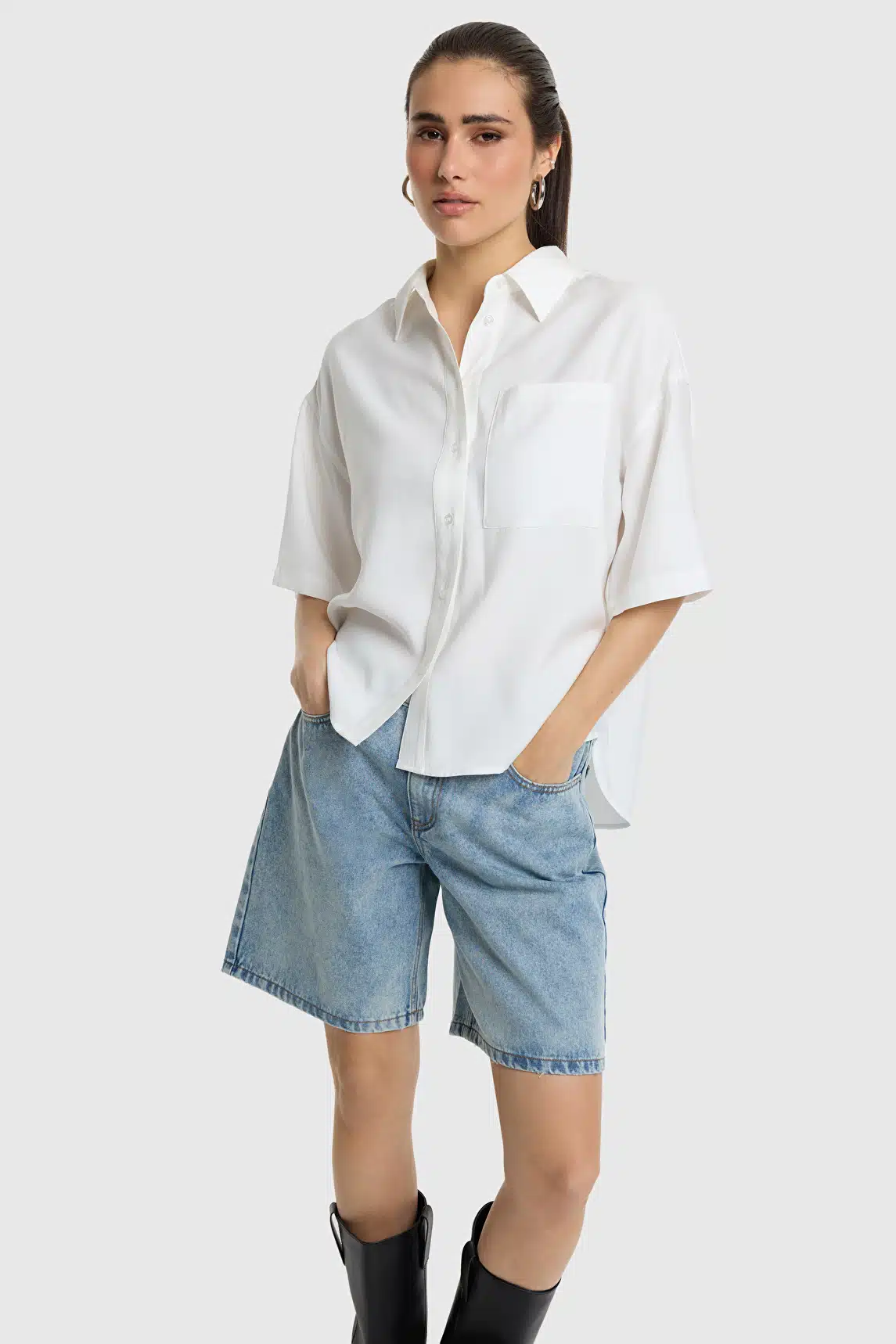 Woven short sleeve blouse soft white